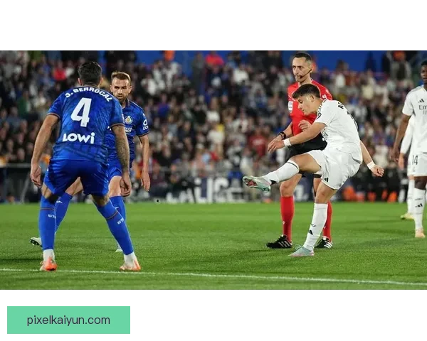 卡马文加比赛阅读能力持续提升，展现出竞争力增强的潜力。